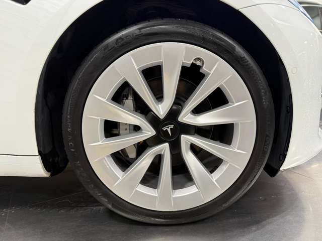 テスラ モデル３ ＲＷＤ R5年 (関東) 99