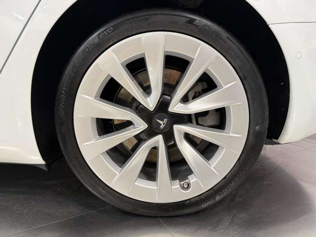 テスラ モデル３ ＲＷＤ R5年 (関東) 99