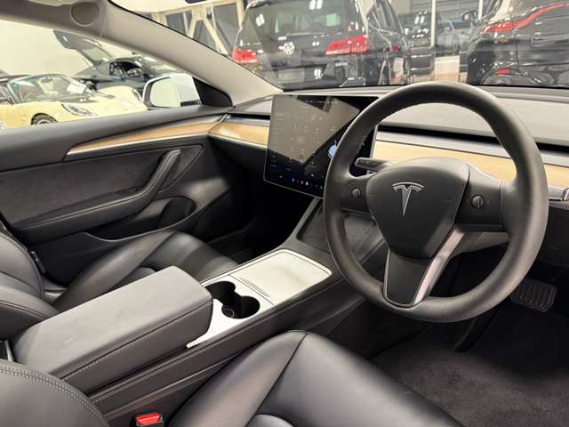 テスラ モデル３ ＲＷＤ R5年 (関東) 99