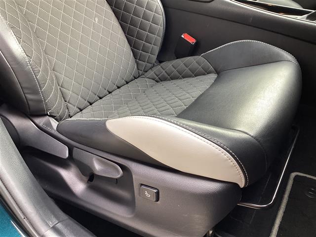 トヨタ Ｃ−ＨＲ ハイブリッド １．８ Ｇ モード ネロ R1年 (東海) 99