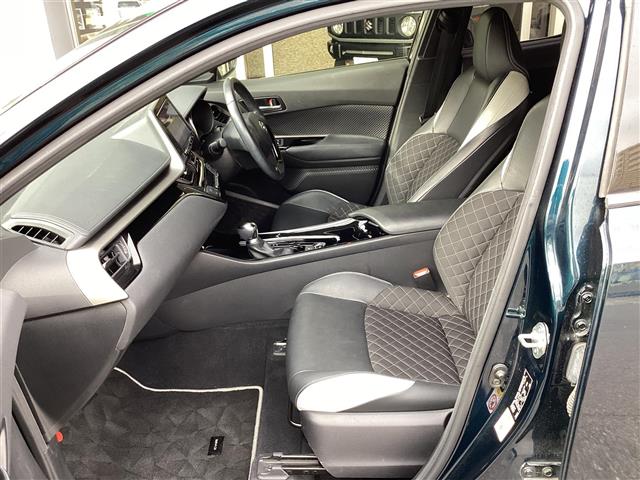 トヨタ Ｃ−ＨＲ ハイブリッド １．８ Ｇ モード ネロ R1年 (東海) 99