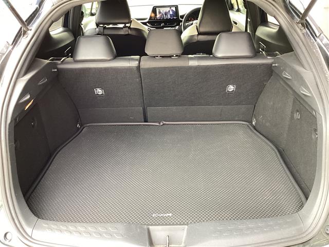 トヨタ Ｃ−ＨＲ ハイブリッド １．８ Ｇ モード ネロ R1年 (東海) 99