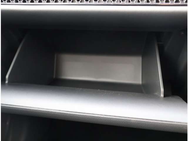 ホンダ ＺＲ−Ｖ １．５ Ｘ ４ＷＤ R6年 (関東) 99