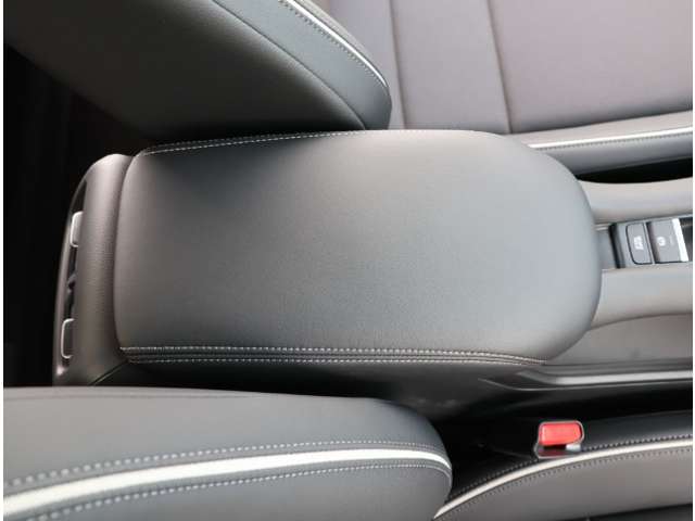 ホンダ ＺＲ−Ｖ １．５ Ｘ ４ＷＤ R6年 (関東) 99