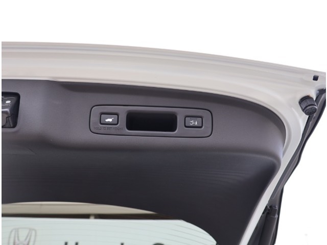 ホンダ ＺＲ−Ｖ １．５ Ｘ ４ＷＤ R6年 (関東) 99