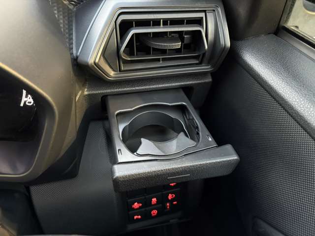 トヨタ ライズ １．０ Ｘ ４ＷＤ R5年 (東北) 99