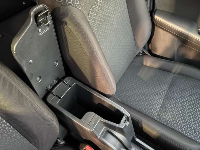 トヨタ ライズ １．０ Ｘ ４ＷＤ R5年 (東北) 99