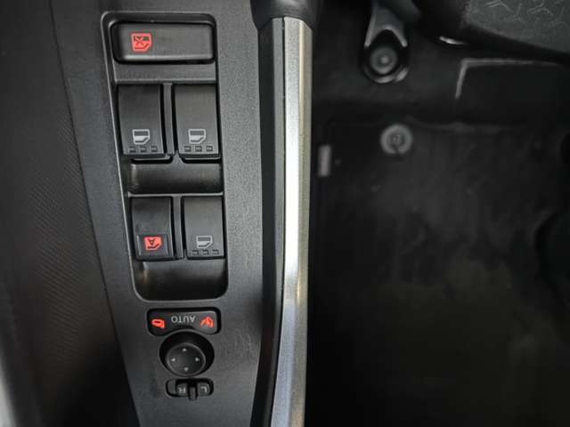 トヨタ ライズ １．０ Ｘ ４ＷＤ R5年 (東北) 99