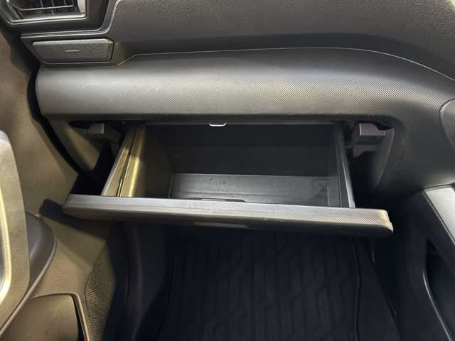 トヨタ ライズ １．０ Ｘ ４ＷＤ R5年 (東北) 99