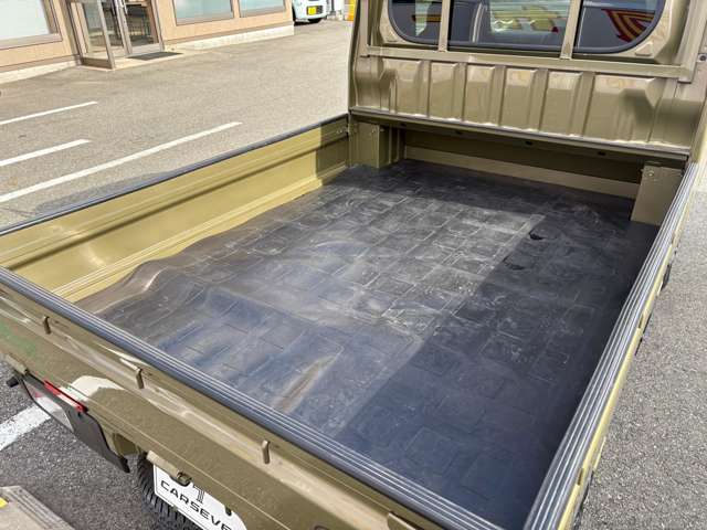 ダイハツ ハイゼットトラック ６６０ ジャンボ エクストラ ３方開 ４ＷＤ R4年 (東北) 99