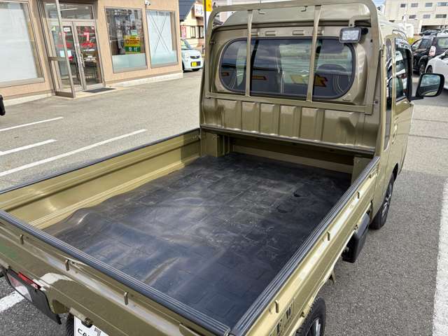 ダイハツ ハイゼットトラック ６６０ ジャンボ エクストラ ３方開 ４ＷＤ R4年 (東北) 99