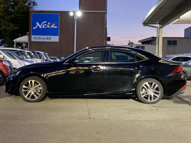 レクサス ＩＳ３００ｈ ３００Ｈ バージョンＬ ４ＷＤ H29年 (東北) 99