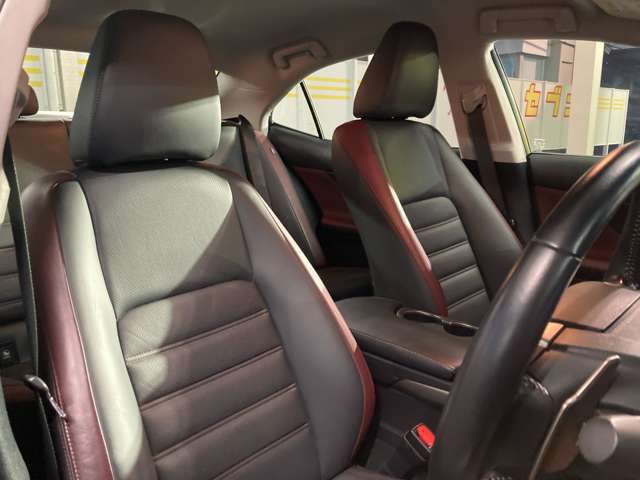 レクサス ＩＳ３００ｈ ３００Ｈ バージョンＬ ４ＷＤ H29年 (東北) 99