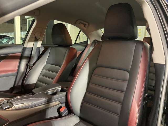 レクサス ＩＳ３００ｈ ３００Ｈ バージョンＬ ４ＷＤ H29年 (東北) 99