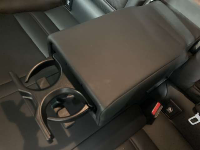 レクサス ＩＳ３００ｈ ３００Ｈ バージョンＬ ４ＷＤ H29年 (東北) 99