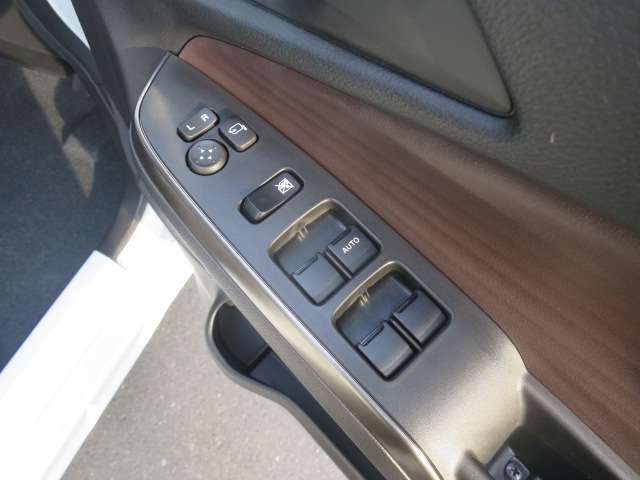 スズキ ソリオ １．２ バンディット ハイブリッド ＭＶ R7年 (関東) 99