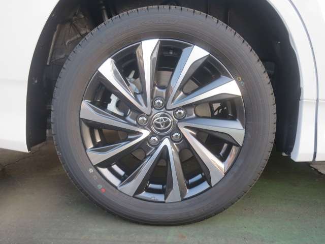 トヨタ ヴォクシー １．８ ハイブリッド Ｓ－Ｚ R7年 (関東) 99