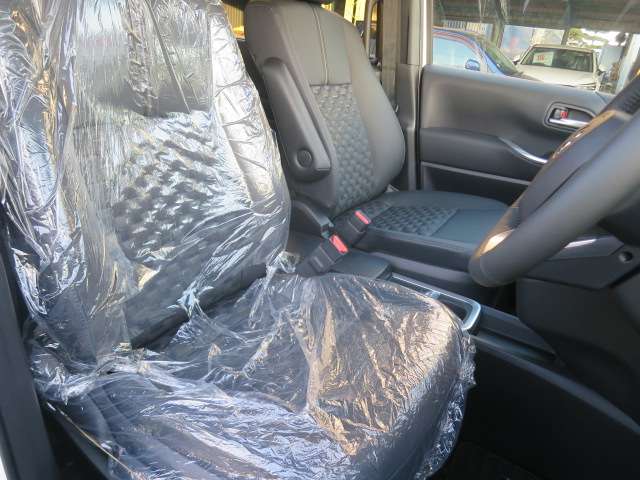 トヨタ ヴォクシー １．８ ハイブリッド Ｓ－Ｚ R7年 (関東) 99