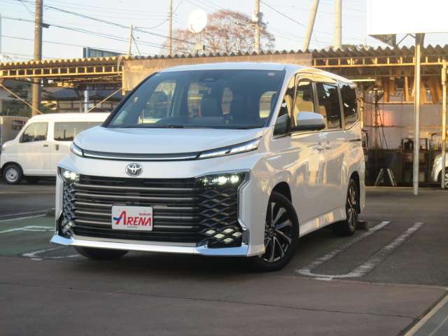 トヨタ ヴォクシー １．８ ハイブリッド Ｓ－Ｚ R7年 (関東) 99