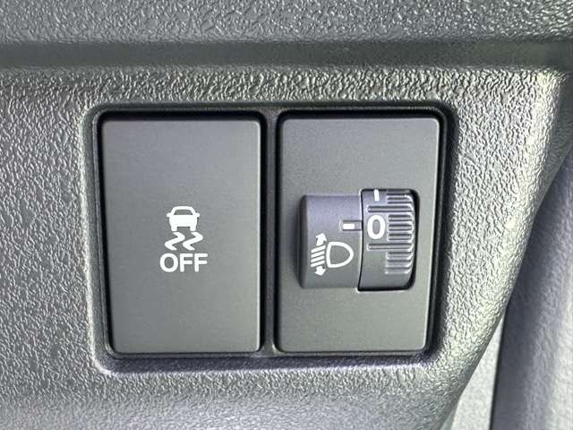 ホンダ Ｎ　ＢＯＸ カスタム ６６０ ターボ R7年 (東海) 99