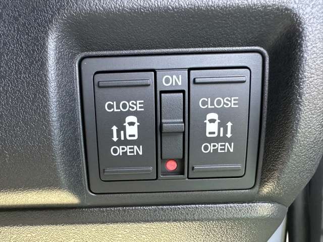 ホンダ Ｎ　ＢＯＸ カスタム ６６０ ターボ コーディネートスタイル モノトーン R7年 (東海) 99