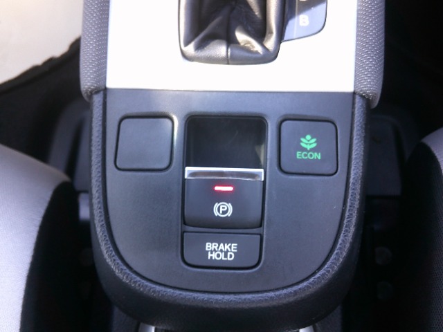 ホンダ フィット　ハイブリッド １．５ Ｅ：ＨＥＶ クロスター ４ＷＤ R2年 (東北) 99
