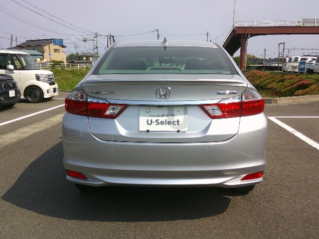 ホンダ グレイス　ハイブリッド １．５ ハイブリッド ＥＸ H28年 (東北) 99
