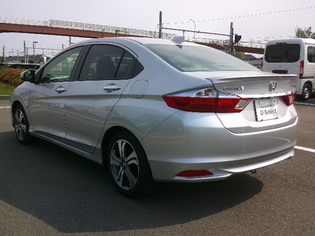 ホンダ グレイス　ハイブリッド １．５ ハイブリッド ＥＸ H28年 (東北) 99