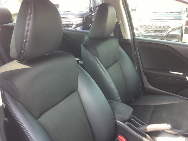 ホンダ グレイス　ハイブリッド １．５ ハイブリッド ＥＸ H28年 (東北) 99