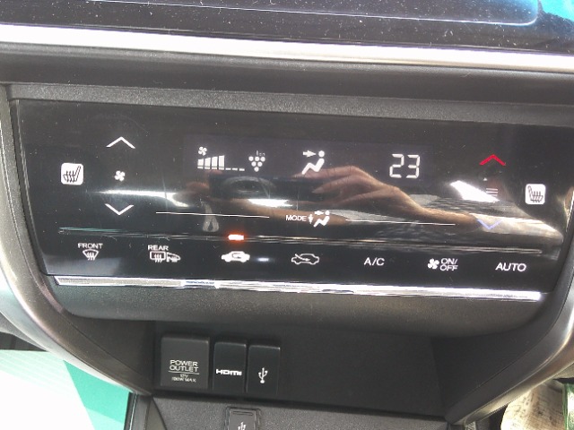 ホンダ グレイス　ハイブリッド １．５ ハイブリッド ＥＸ H28年 (東北) 99