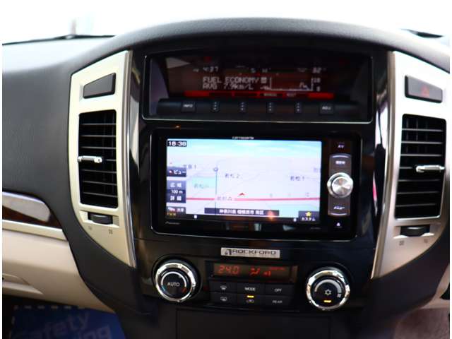 三菱 パジェロ ３．２ ロング エクシード ディーゼルターボ ４ＷＤ H28年 (関東) 99