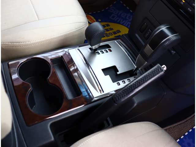 三菱 パジェロ ３．２ ロング エクシード ディーゼルターボ ４ＷＤ H28年 (関東) 99