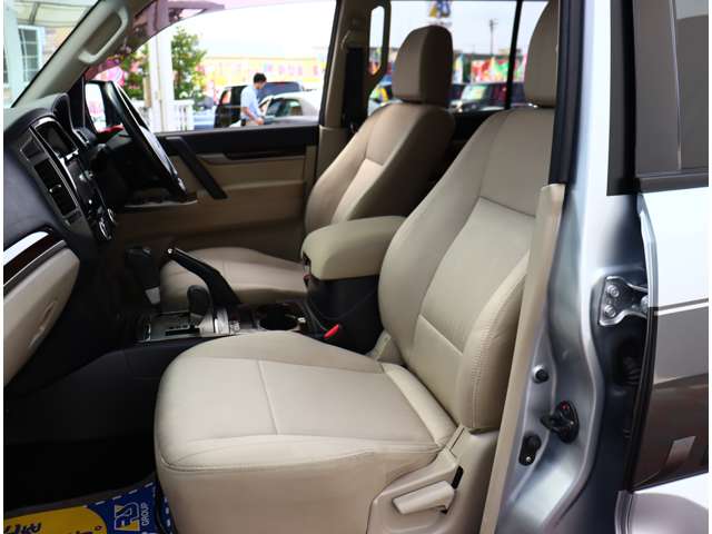 三菱 パジェロ ３．２ ロング エクシード ディーゼルターボ ４ＷＤ H28年 (関東) 99