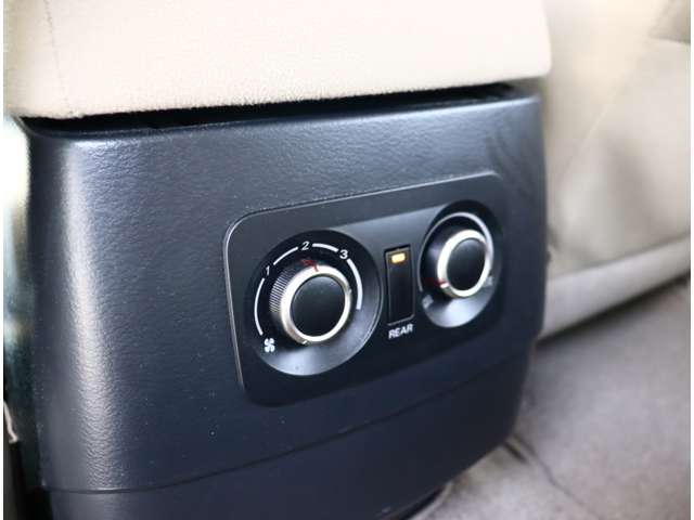 三菱 パジェロ ３．２ ロング エクシード ディーゼルターボ ４ＷＤ H28年 (関東) 99