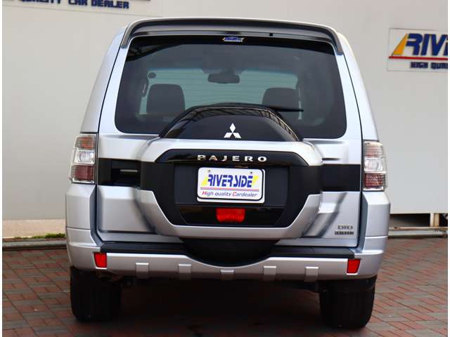 三菱 パジェロ ３．２ ロング エクシード ディーゼルターボ ４ＷＤ H28年 (関東) 99