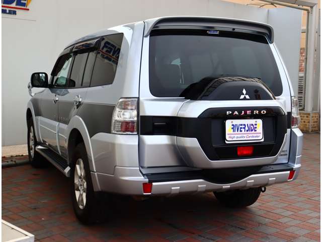 三菱 パジェロ ３．２ ロング エクシード ディーゼルターボ ４ＷＤ H28年 (関東) 99