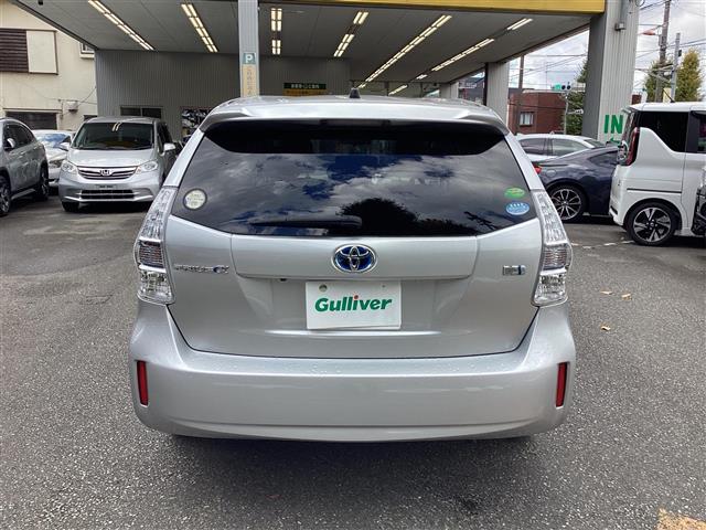 トヨタ プリウスΑ １．８ Ｓ H25年 (関東) 99