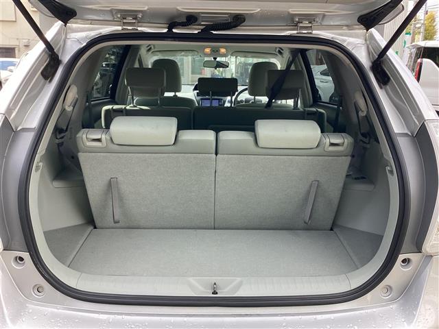 トヨタ プリウスΑ １．８ Ｓ H25年 (関東) 99