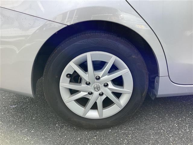 トヨタ プリウスΑ １．８ Ｓ H25年 (関東) 99