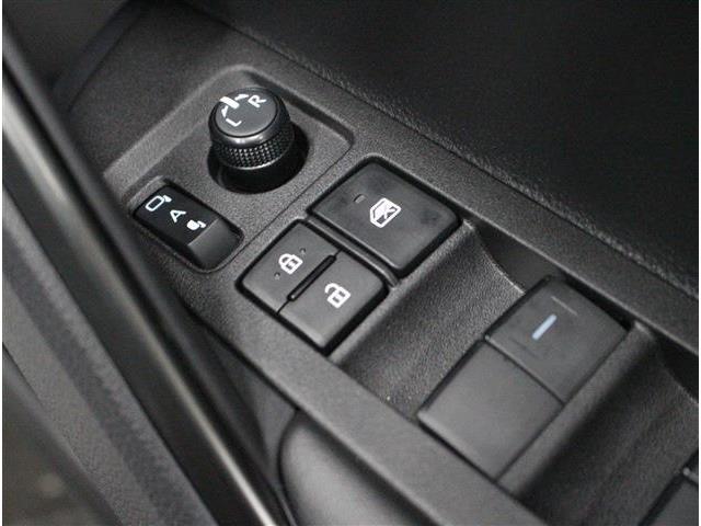 トヨタ カローラクロス ２．０ ＧＲスポーツ Ｅ－ＦＯＵＲ ４ＷＤ R7年 (北海道) 99