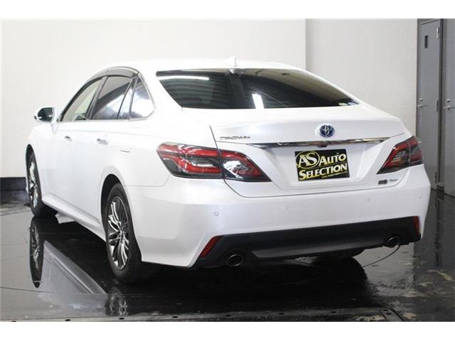 トヨタ クラウン　ハイブリッド ハイブリッド ２．５ Ｓ ＦＯＵＲ ４ＷＤ R3年 (北海道) 99