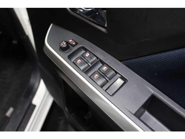 トヨタ ルーミー １．０ カスタム Ｇ ４ＷＤ R3年 (北海道) 99