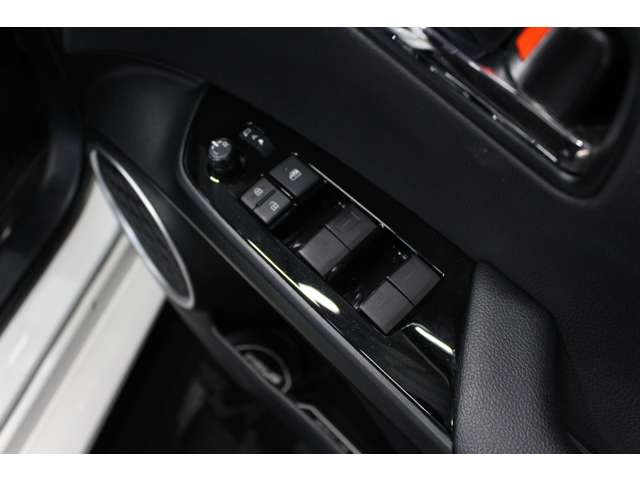 トヨタ プリウス １．８ Ａ Ｅ－ＦＯＵＲ ４ＷＤ R1年 (北海道) 99