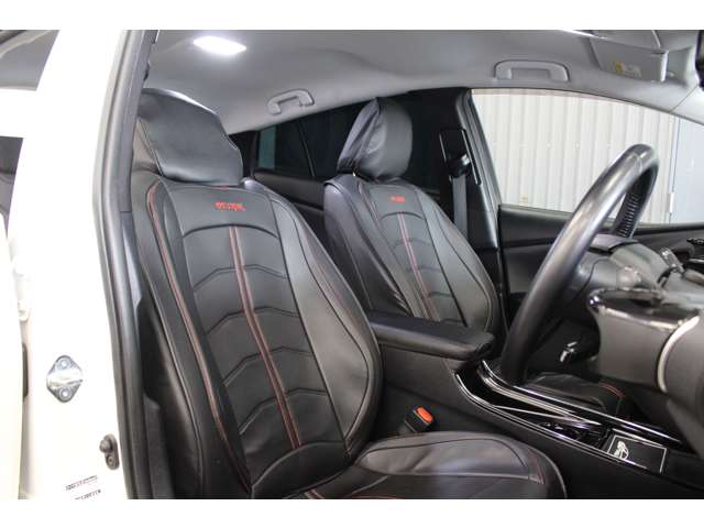 トヨタ プリウス １．８ Ａ Ｅ－ＦＯＵＲ ４ＷＤ R1年 (北海道) 99