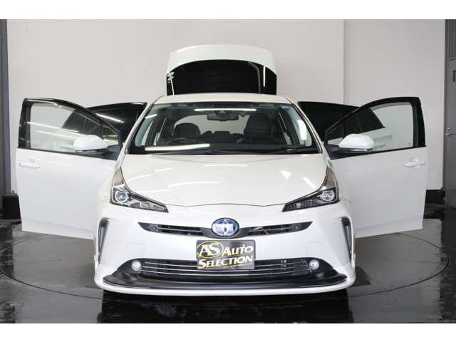 トヨタ プリウス １．８ Ａ Ｅ－ＦＯＵＲ ４ＷＤ R1年 (北海道) 99