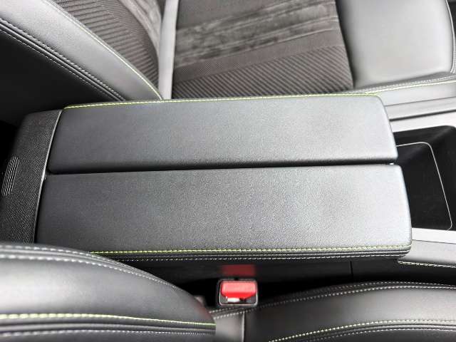 プジョー ３０８ ＧＴ ブルーＨＤＩ ディーゼルターボ R5年 (東北) 99