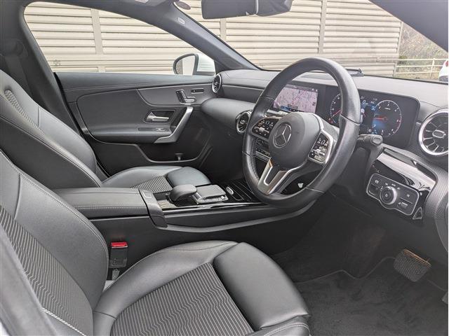 メルセデスベンツ ＣＬＡシューティングブレーク ＣＬＡ２００Ｄ ディーゼルターボ R2年 (東北) 99