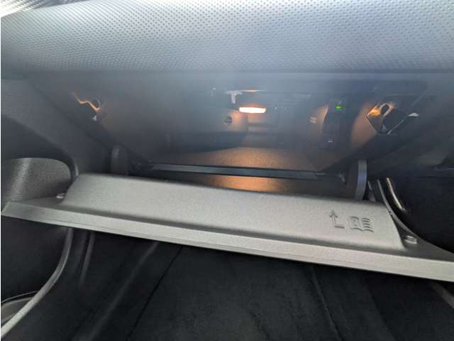 メルセデスベンツ ＣＬＡシューティングブレーク ＣＬＡ２００Ｄ ディーゼルターボ R2年 (東北) 99