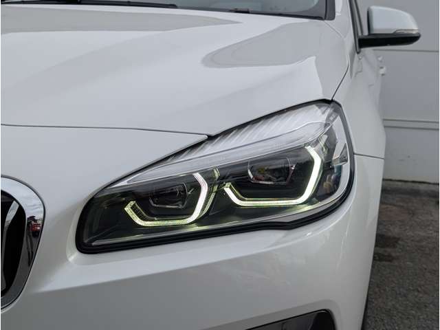 ＢＭＷ ２シリーズグランツアラー ２１８Ｄ ラグジュアリー ディーゼルターボ R1年 (東北) 99