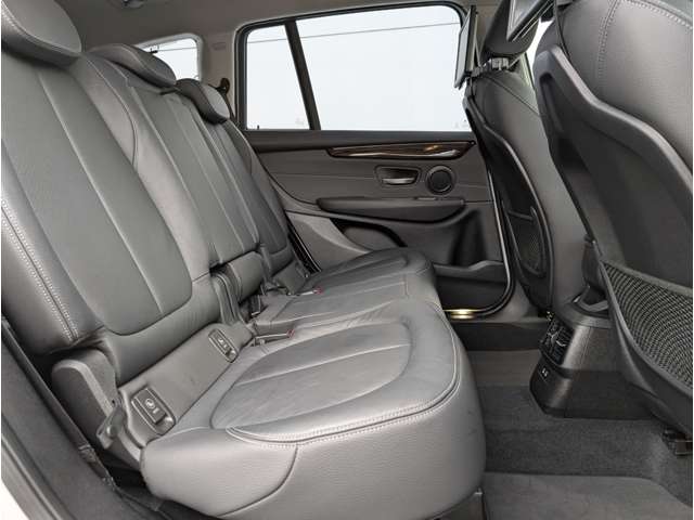 ＢＭＷ ２シリーズグランツアラー ２１８Ｄ ラグジュアリー ディーゼルターボ R1年 (東北) 99